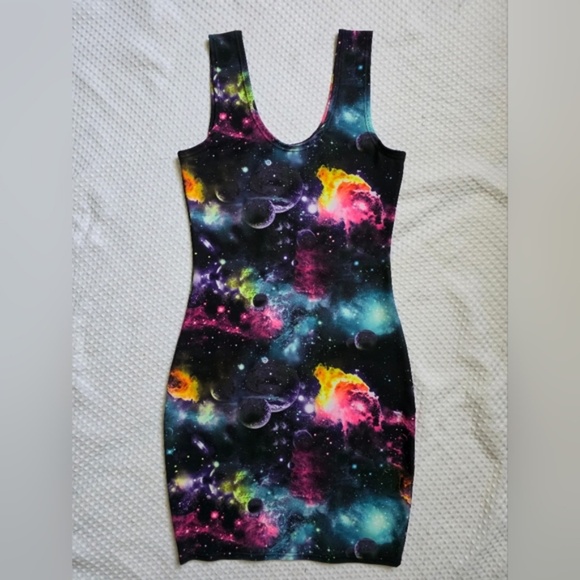 Dresses & Skirts - Galaxy Print Dress